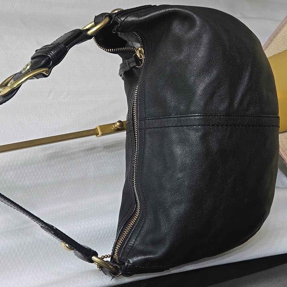SALE* Coach Soho Black Leather Hobo Bag 11828 EUC - Picture 3 of 16